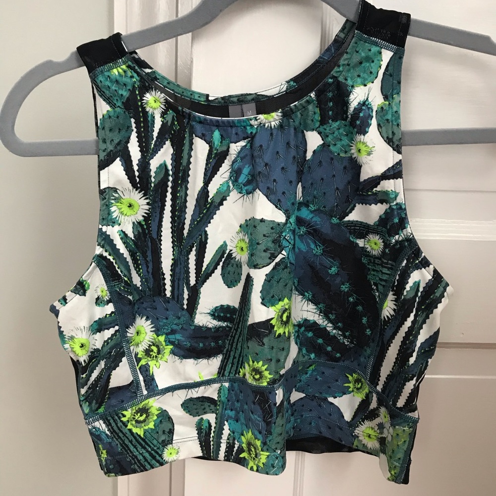 Sweaty Betty Crop Top Size Medium